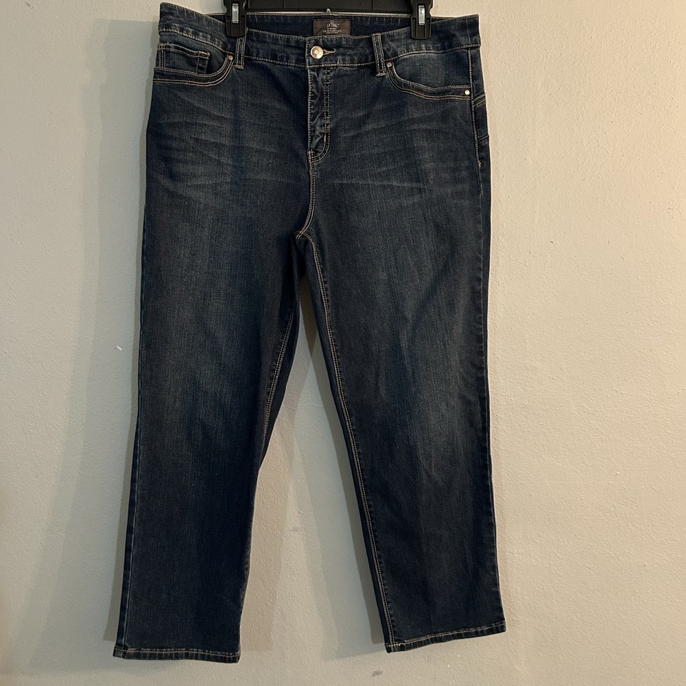 Chico's‎ So Slimming So Lifting Crop Jeans Womens 2 (Large) Dark Wash Denim